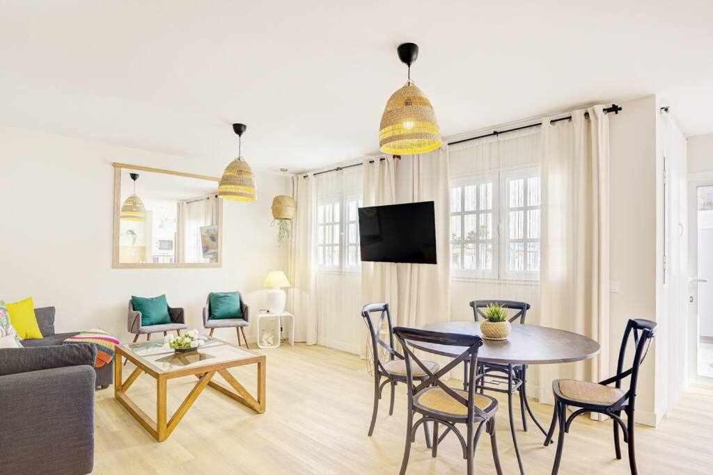 La Favorita preciosa villa con piscina privada Corralejo Esterno foto
